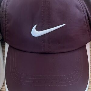 Nike unisex Dri-Fit Maroon Hat